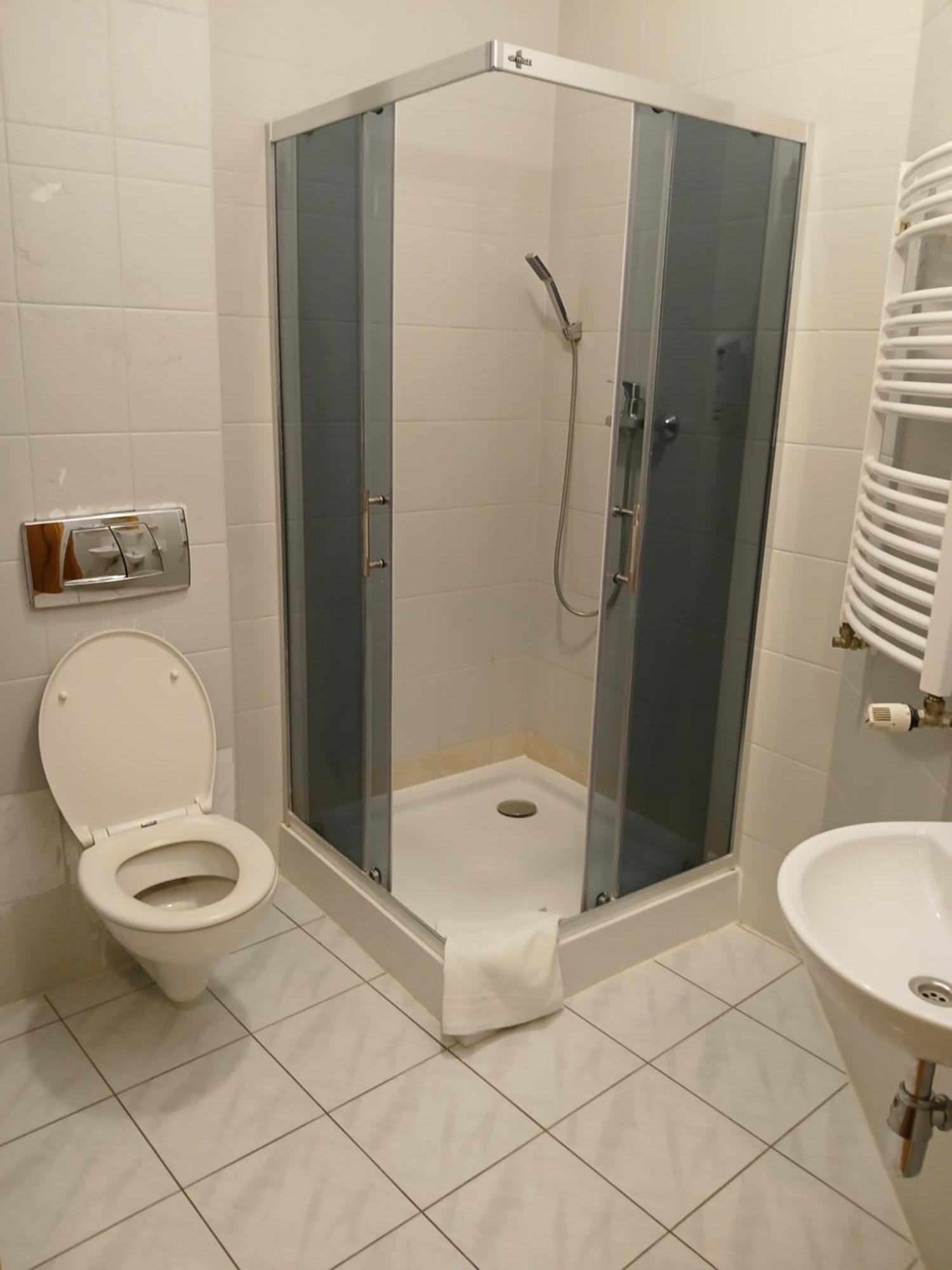 Dom Brama Mazur Bed & Breakfast Ostroda Exterior photo