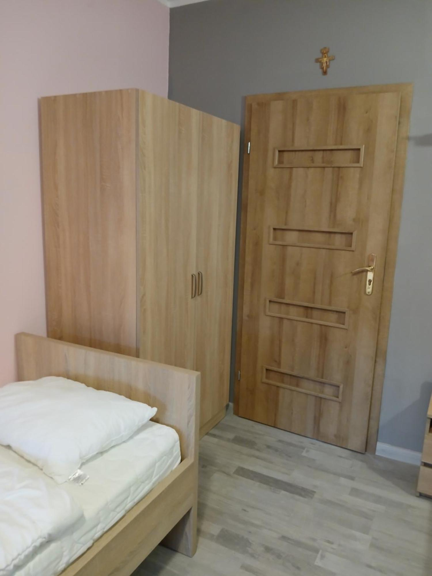 Dom Brama Mazur Bed & Breakfast Ostroda Exterior photo
